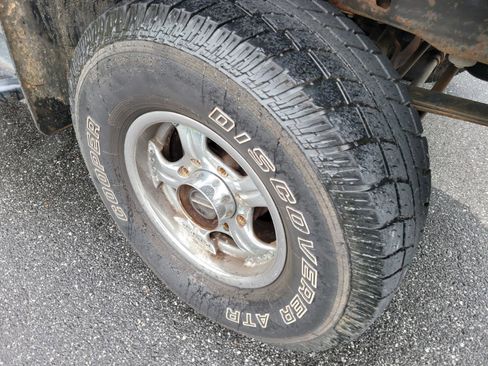 Used 2004 Ford F250 XLT image 4