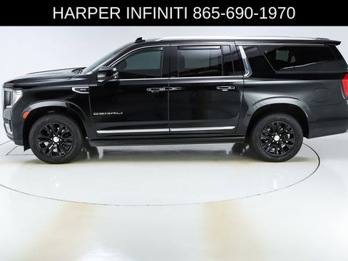 Used 2023 GMC Yukon XL Denali w/ Max Trailering Package AWD/4WD image 2