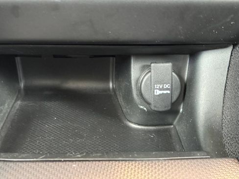 Used 2013 Dodge Charger SE w/ Sport Appearance Group RWD image 31
