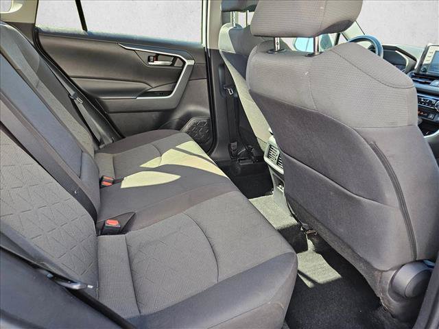 Used 2022 Toyota RAV4 XLE w/ XLE Grade Weather Package AWD/4WD image 15