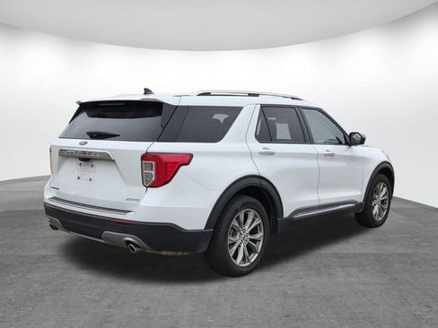 Used 2023 Ford Explorer Limited image 4
