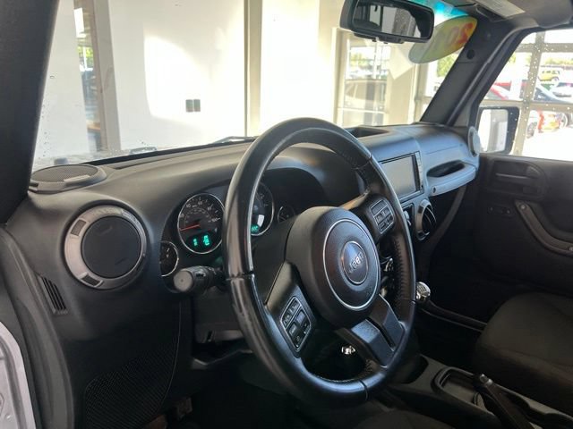 Used 2016 Jeep Wrangler Unlimited Sport AWD/4WD image 13