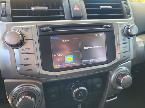 Used 2016 Toyota 4Runner SR5 image 16