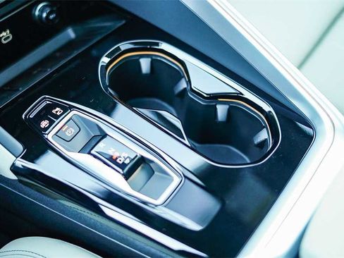 New 2025 Audi Q5 Prestige image 22