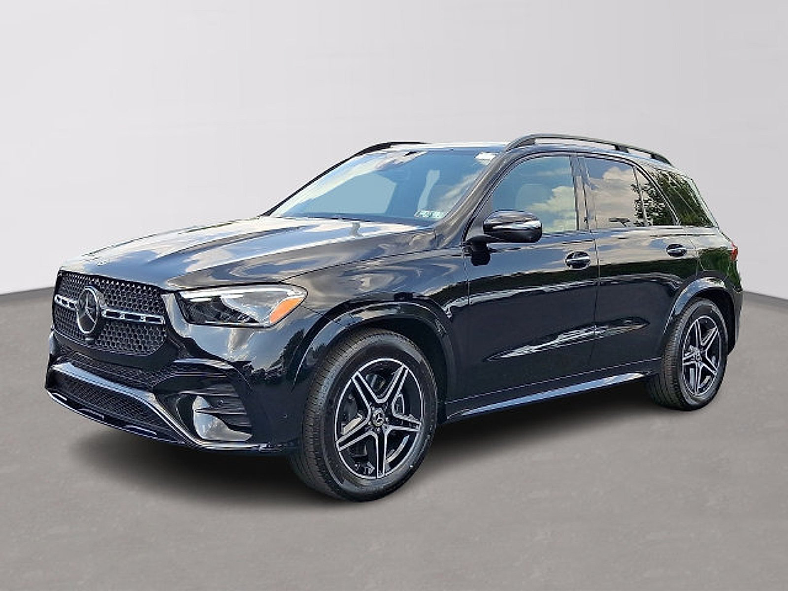 Used 2026 Mercedes-Benz GLE 450 4MATIC image 1
