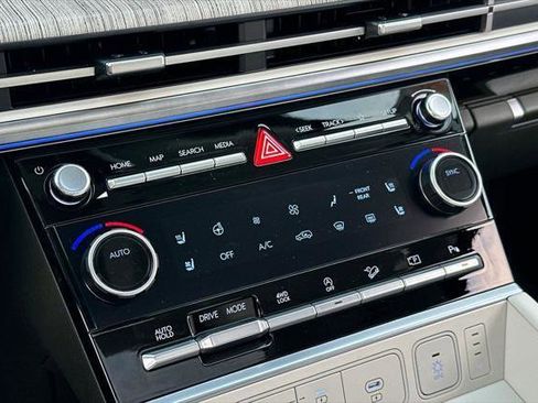 New 2025 Hyundai Santa Fe Calligraphy image 16