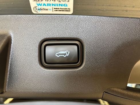 Used 2024 Hyundai Tucson Limited AWD/4WD image 24