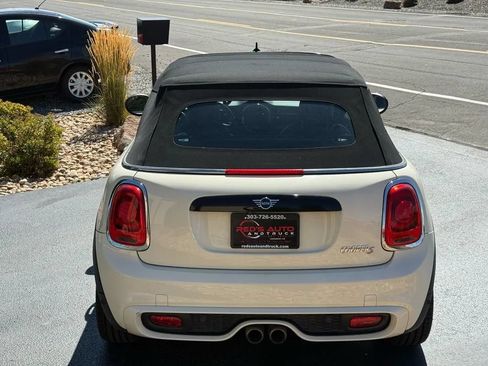 Used 2019 MINI Cooper S w/ Signature Upholstery Package FWD image 12