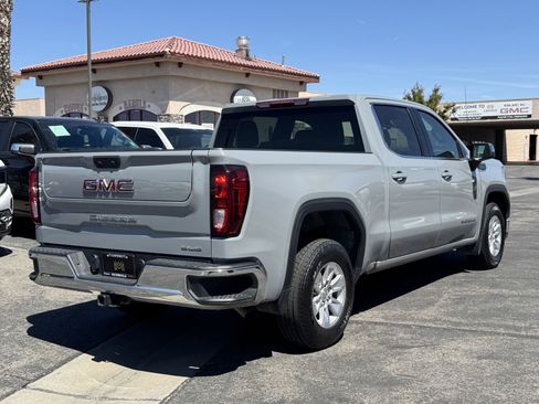 Used 2024 GMC Sierra 1500 SLE RWD image 6