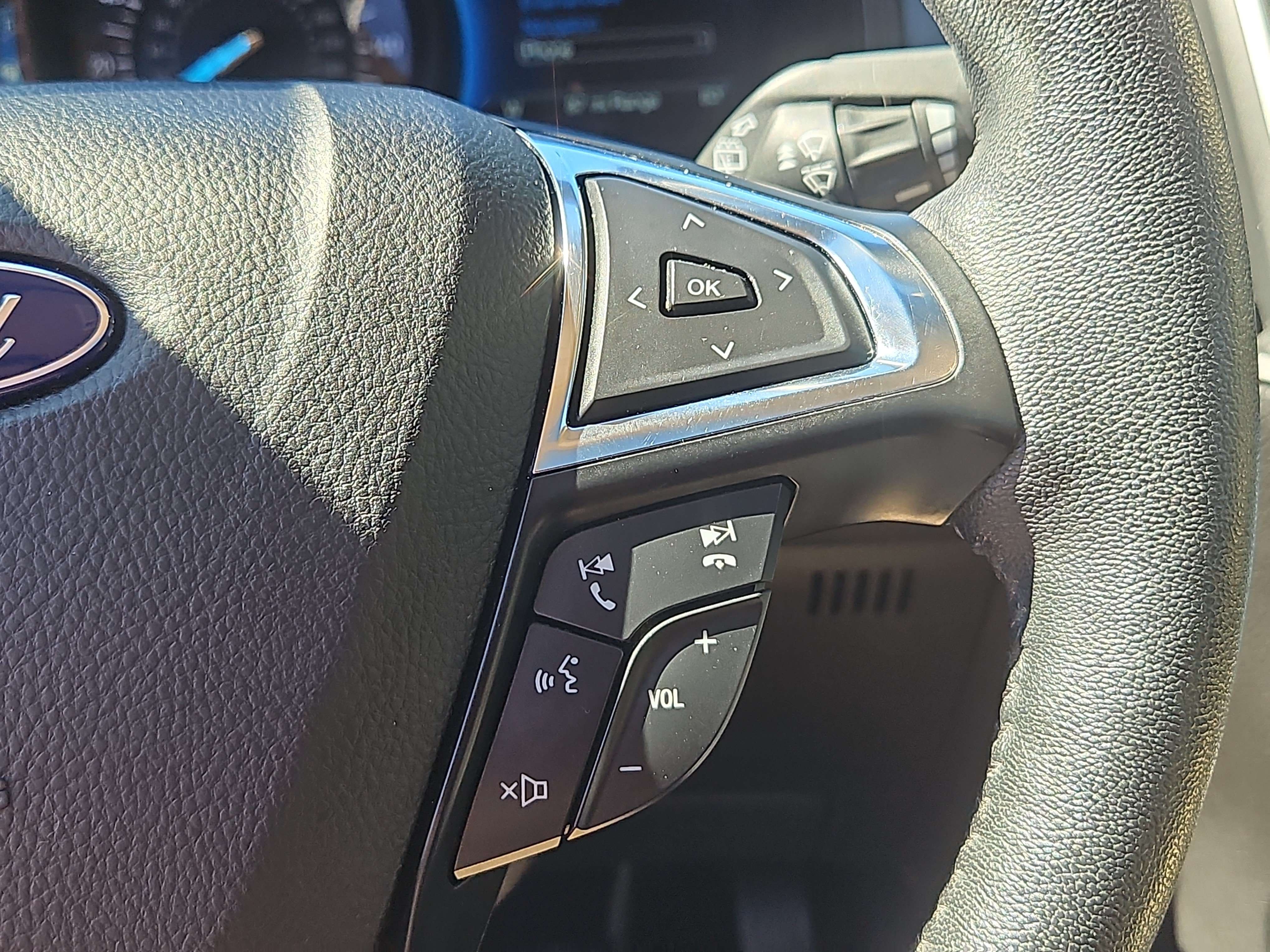 Used 2022 Ford Edge SEL w/ Convenience Package AWD/4WD image 19