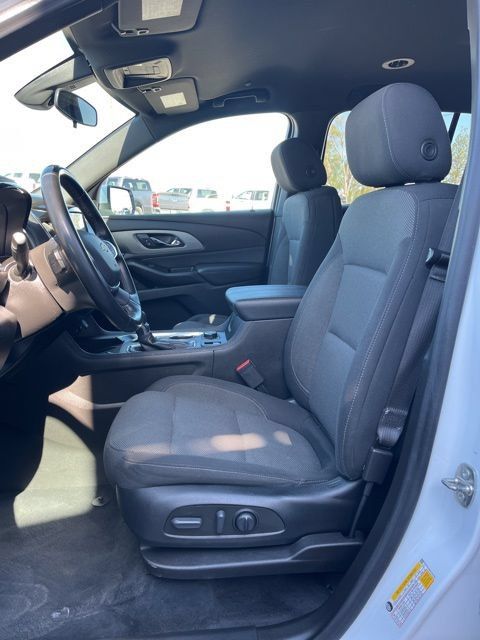 Used 2023 Chevrolet Traverse LT AWD/4WD image 26