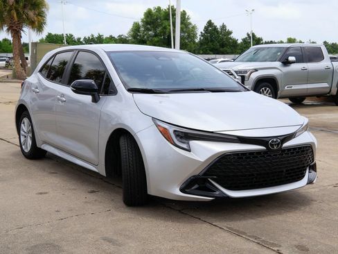 Used 2026 Toyota Corolla SE FWD image 25
