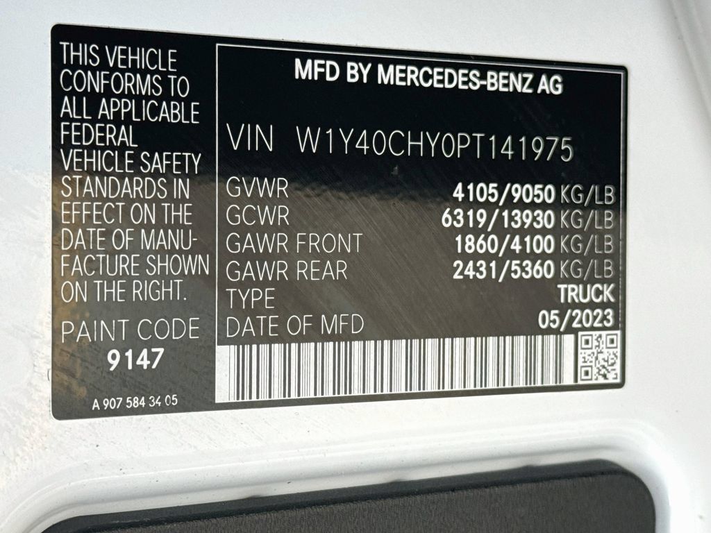 Used 2023 Mercedes-Benz Sprinter 2500 image 32