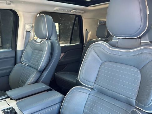 Used 2018 Lincoln Navigator Black Label w/ Cargo Package image 14