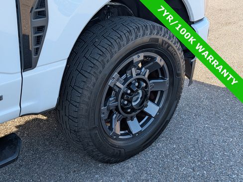 Used 2023 Ford F250 Lariat w/ Sport Appearance Package AWD/4WD image 12