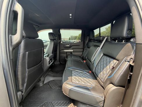 Used 2020 GMC Sierra 1500 AT4 w/ AT4 Premium Package AWD/4WD image 6