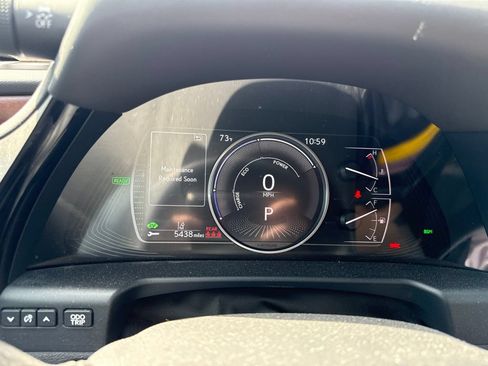 Used 2024 Lexus ES 300h w/ Accessory Package (Z1) FWD image 28