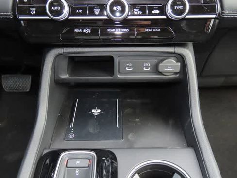 New 2026 Honda Pilot Touring image 26