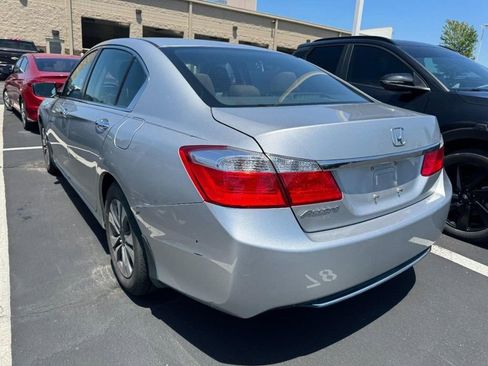 Used 2013 Honda Accord LX image 4