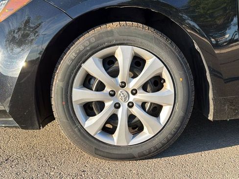 Used 2024 Toyota Corolla LE image 12