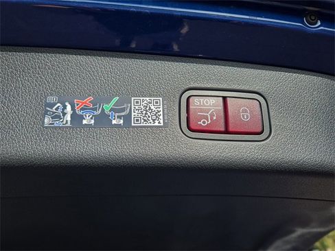 New 2026 Mercedes-Benz GLC 300 4MATIC image 33