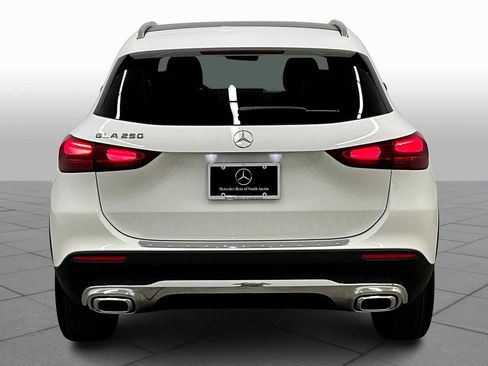 New 2026 Mercedes-Benz GLA 250 image 4