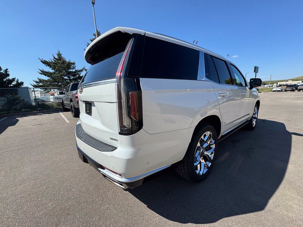 Used 2021 Cadillac Escalade Premium Luxury w/ Driver Assist Tech Package AWD/4WD image 8