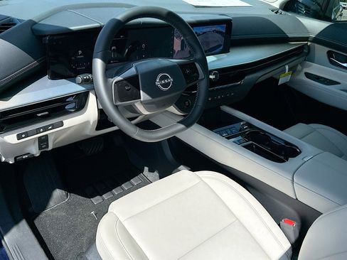 New 2025 Nissan Murano SL image 6