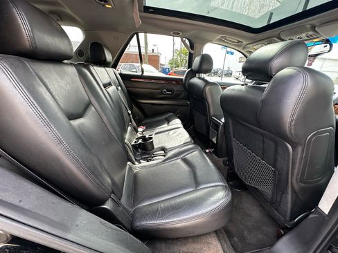 Used 2009 Cadillac SRX AWD w/ Third Row Seating Package image 11