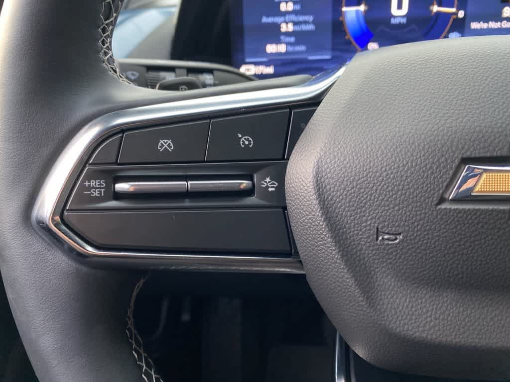 Used 2026 Chevrolet Equinox EV LT FWD image 20