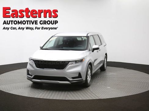 Used 2022 Kia Carnival LX image 53