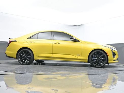 Used 2024 Cadillac CT4 V w/ LPO, ONYX Package image 51