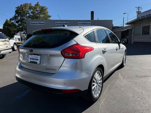 Used 2018 Ford Focus Electric Hatchback FWD image 8