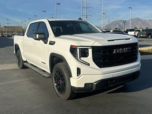 Used 2024 GMC Sierra 1500 Elevation w/ Elevation Premium Package AWD/4WD image 28