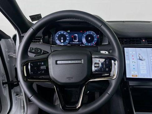 Used 2025 Land Rover Range Rover Evoque S image 12