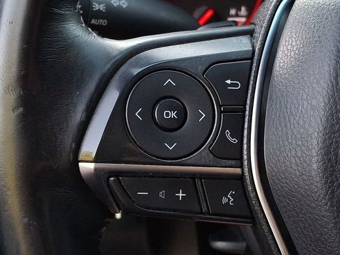 Used 2018 Toyota Camry XSE FWD image 17