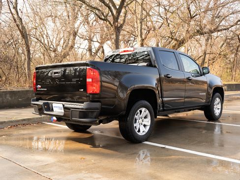 Used 2021 Chevrolet Colorado LT w/ LT Convenience Package image 9
