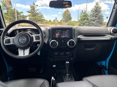 Used 2017 Jeep Wrangler Unlimited Sahara w/ Quick Order Package 24E Chief AWD/4WD image 15