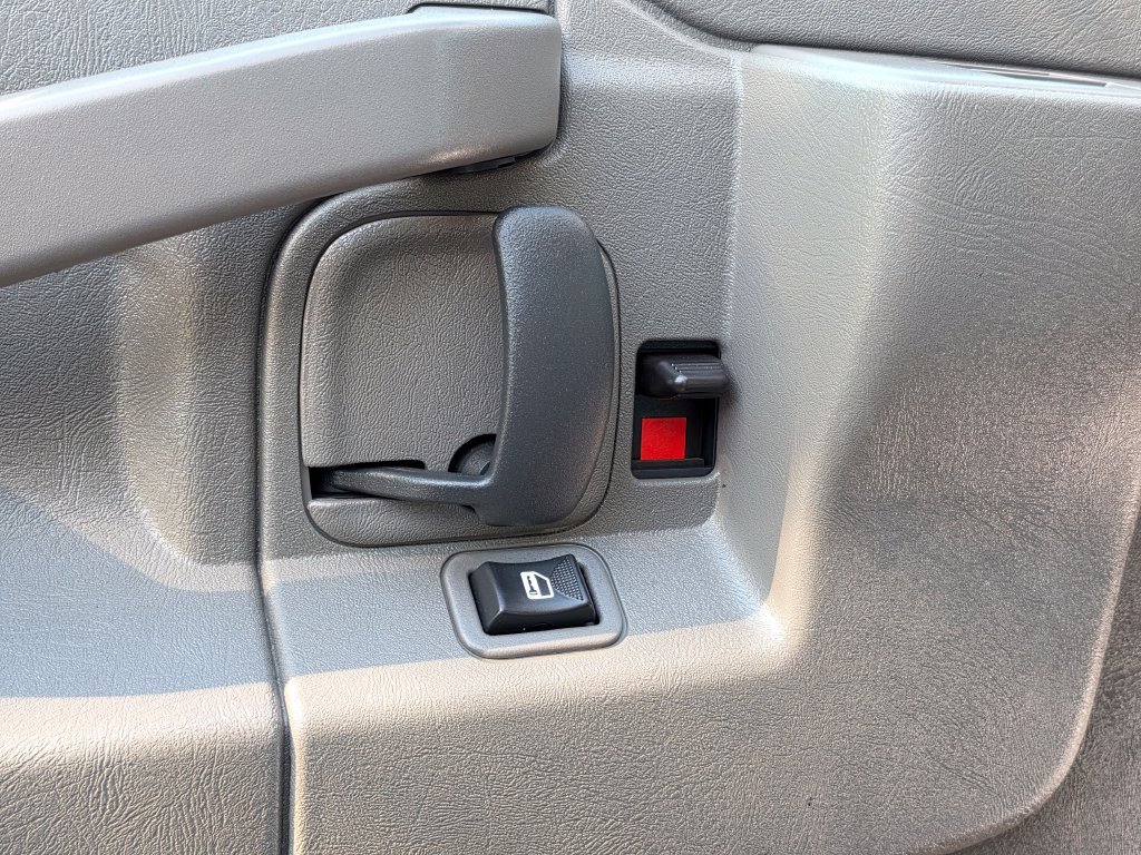 Used 2024 GMC Savana 3500 w/ Power Convenience Package RWD image 14