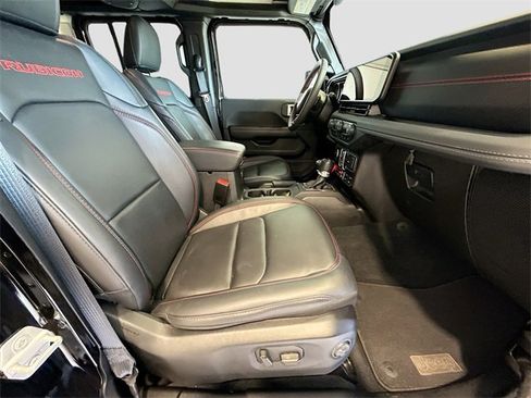 Used 2024 Jeep Wrangler Unlimited Rubicon image 24