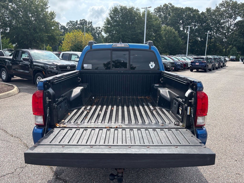 Used 2016 Toyota Tacoma TRD Sport w/ Towing Package RWD image 17