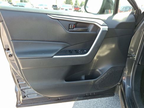 Certified 2023 Toyota RAV4 LE image 20