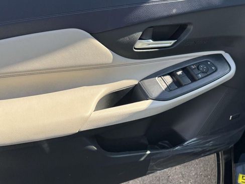 New 2026 Nissan Sentra SL w/ Floor Mat Package FWD image 28