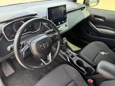 Used 2022 Toyota Corolla SE image 14
