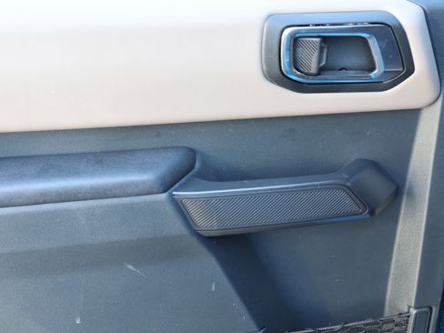 Used 2024 Ford Bronco Wildtrak image 35