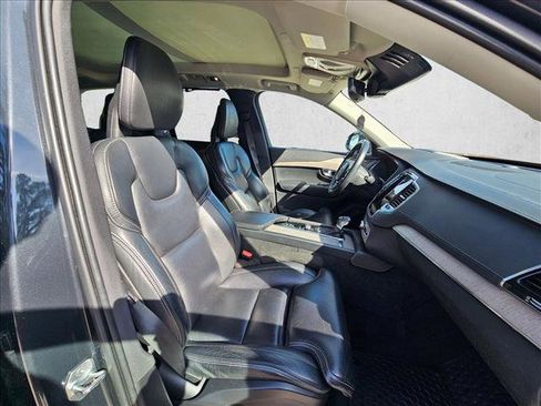 Used 2021 Volvo XC90 T6 Inscription image 17