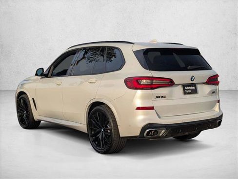 Used 2019 BMW X5 xDrive50i w/ M Sport Package image 8
