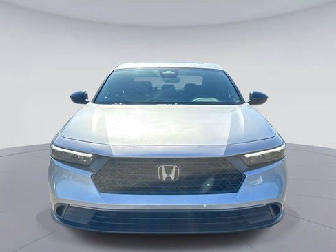 Used 2024 Honda Accord Sport image 9