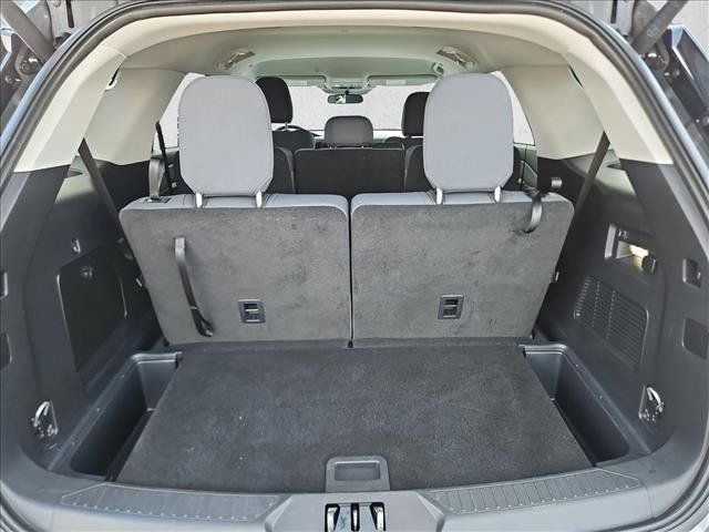 Used 2025 Ford Explorer Active RWD image 6