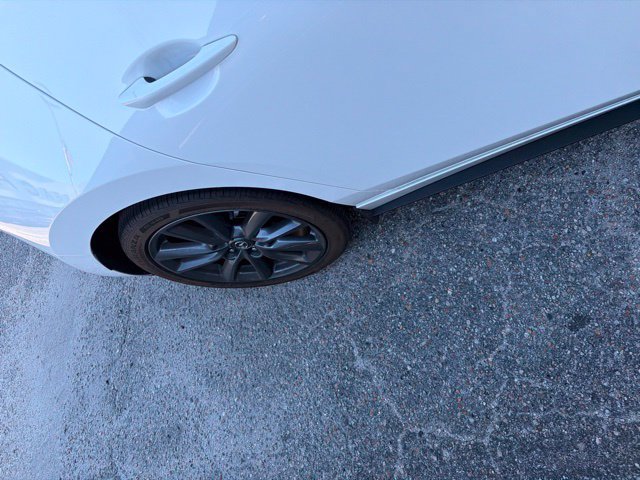 Used 2023 MAZDA MAZDA3 s FWD image 6